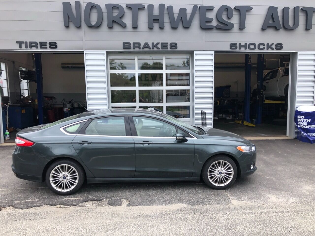 2016 FORD Fusion