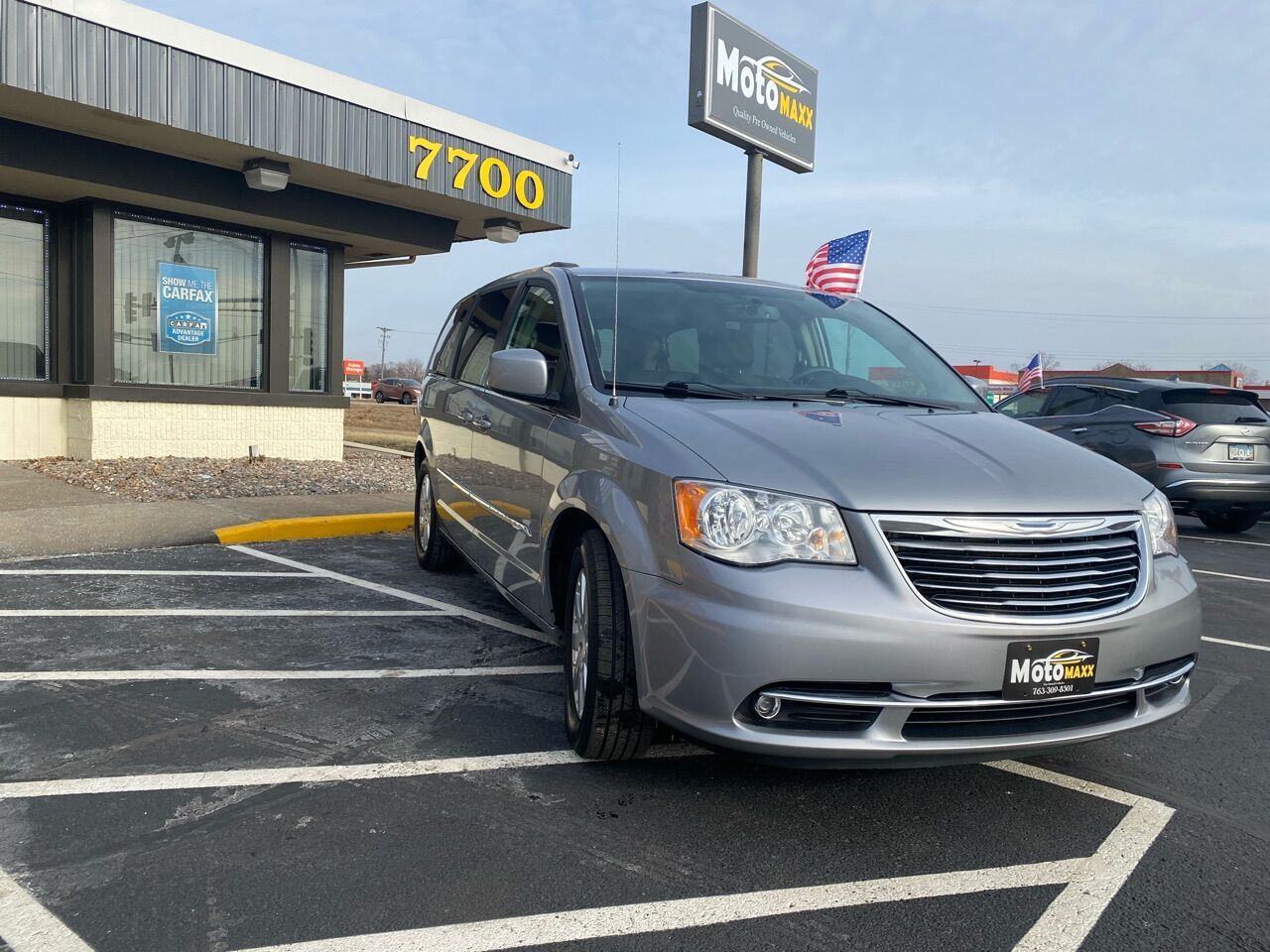 2015 CHRYSLER Town and Country