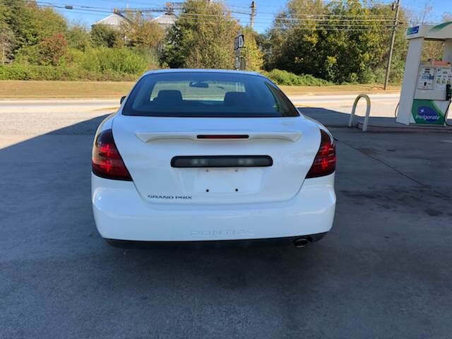 2006 PONTIAC Grand Prix