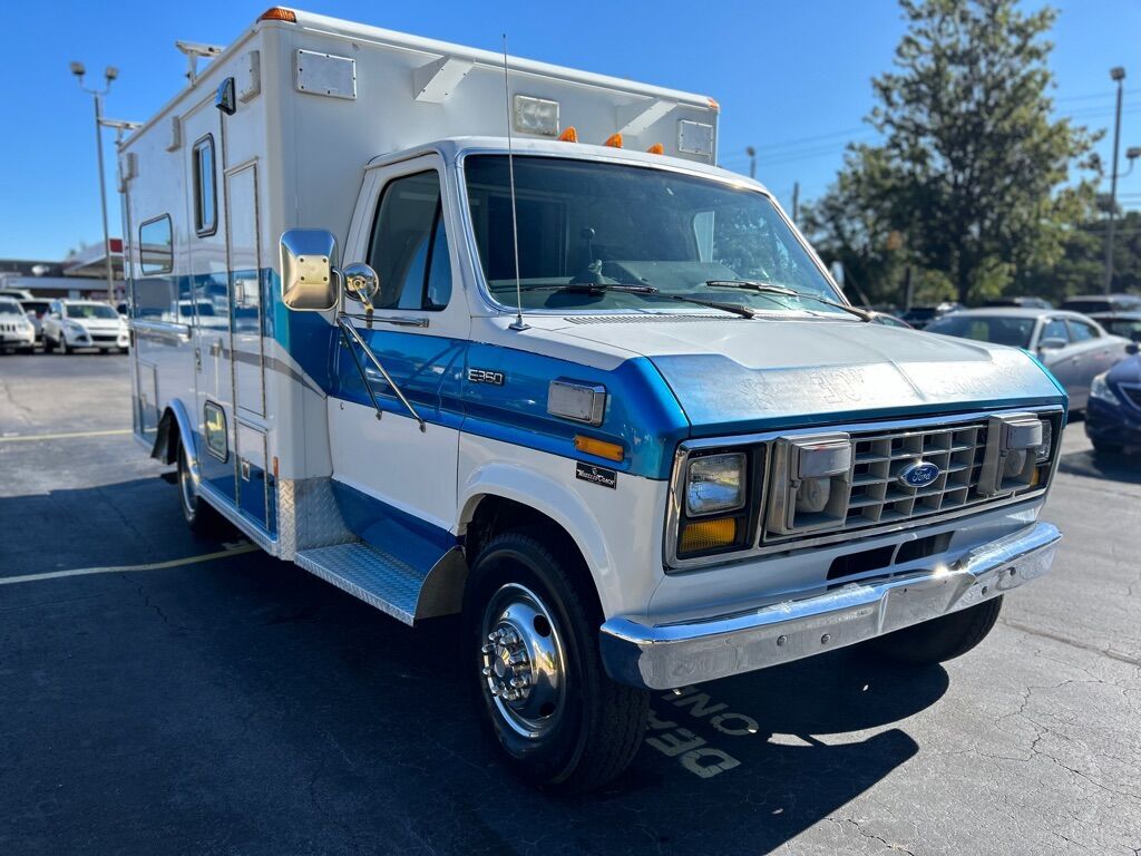 Ford E-350