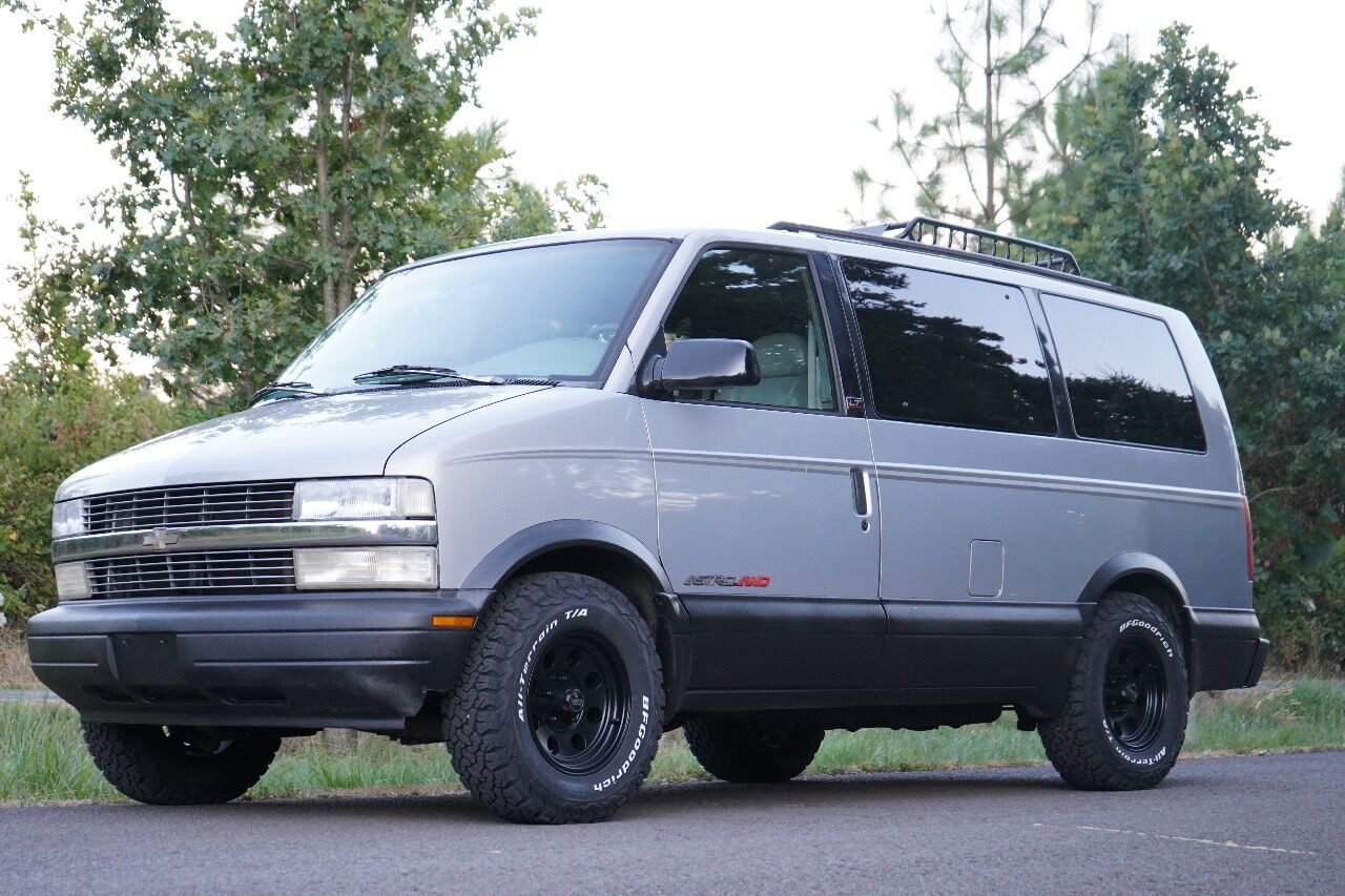 1997 CHEVROLET Astro Van