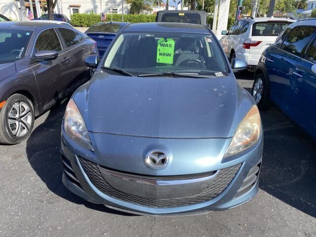 2010 MAZDA Mazda3