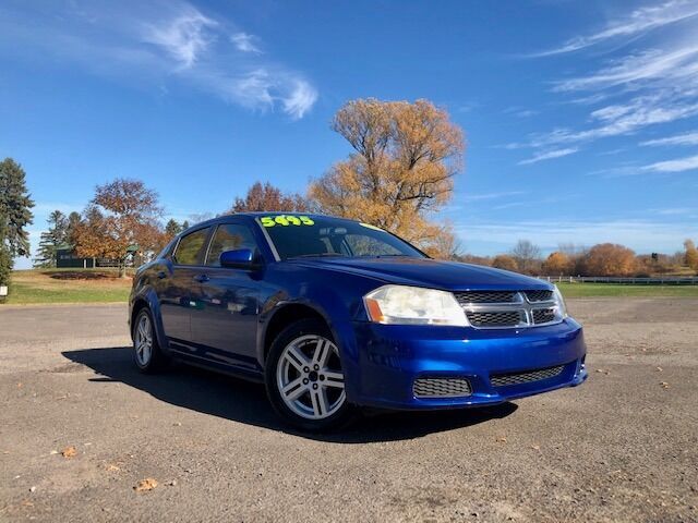 2012 DODGE Avenger
