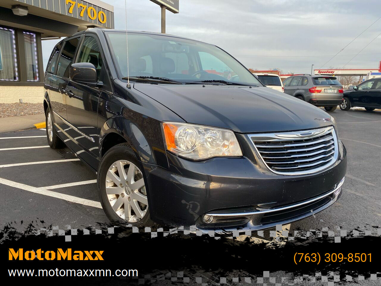 2014 CHRYSLER Town and Country