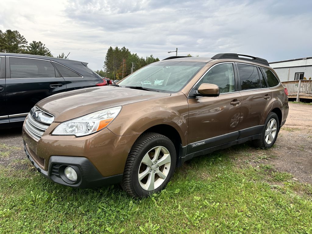 2013 SUBARU Outback