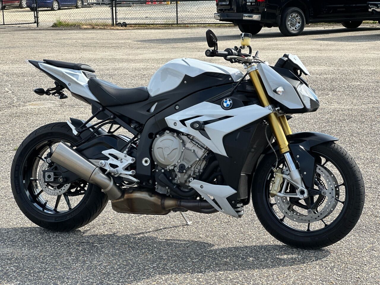 2016 BMW S 1000 R