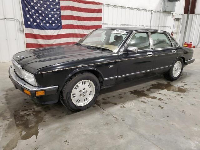 Jaguar XJ6