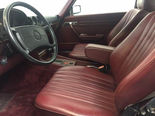 1988 MERCEDES-BENZ 560