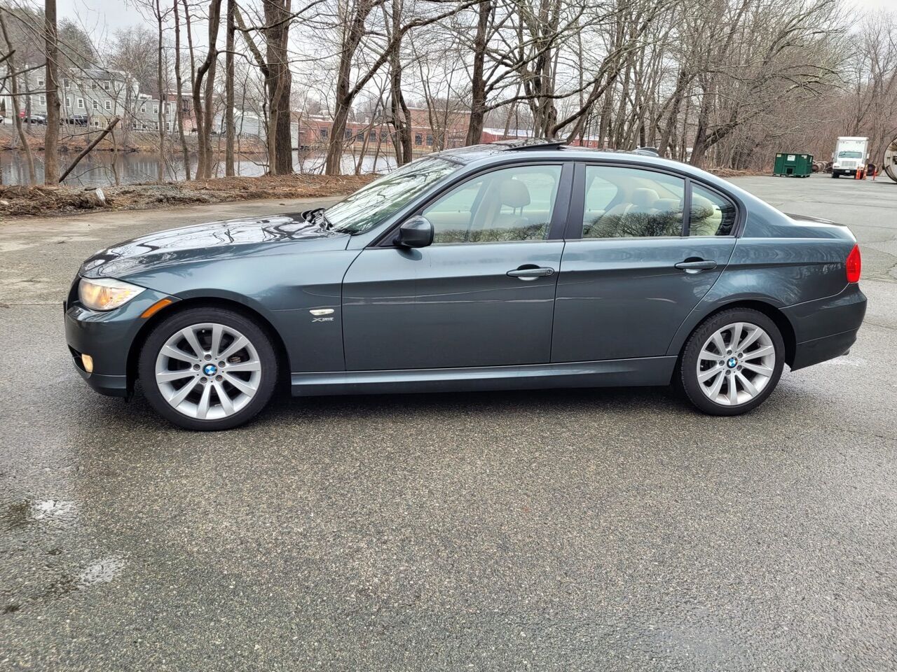2011 BMW 3 Series