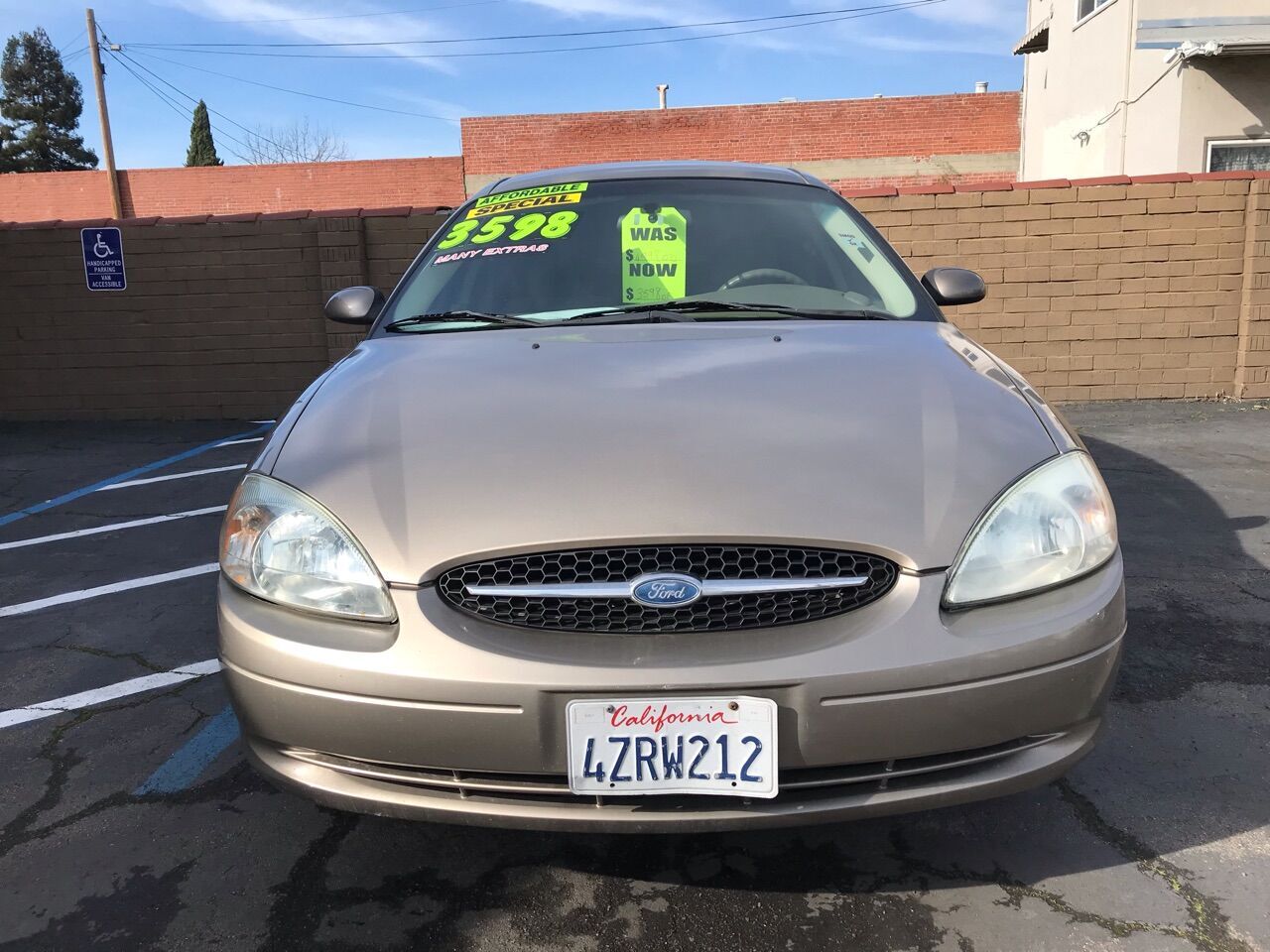 2003 FORD Taurus