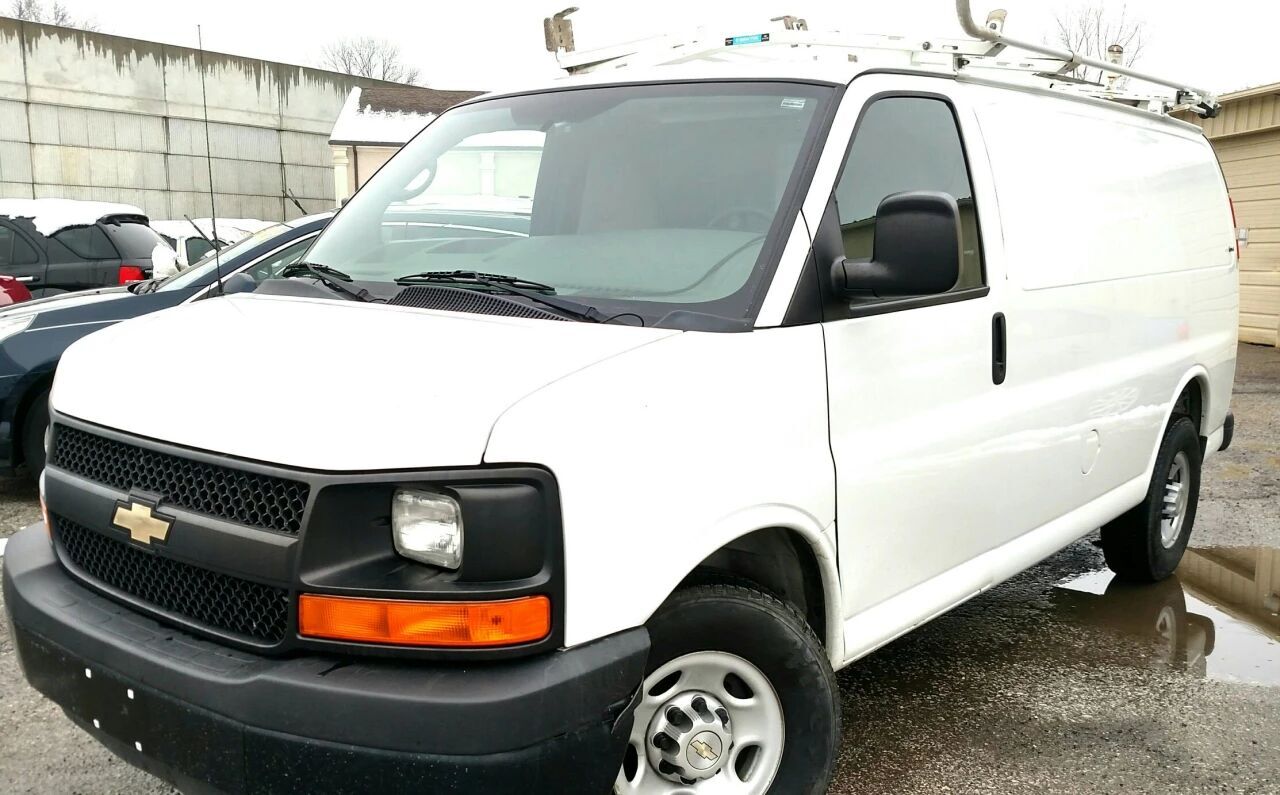 2012 CHEVROLET Express