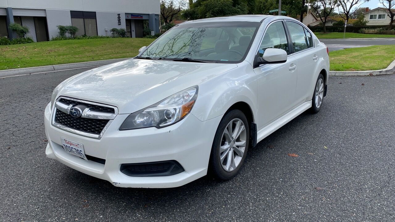 2014 SUBARU Legacy