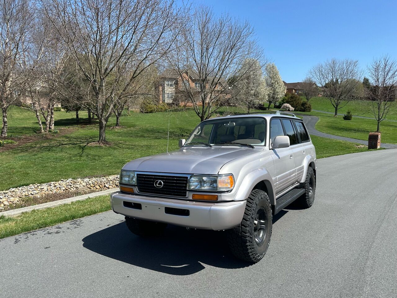 Lexus LX