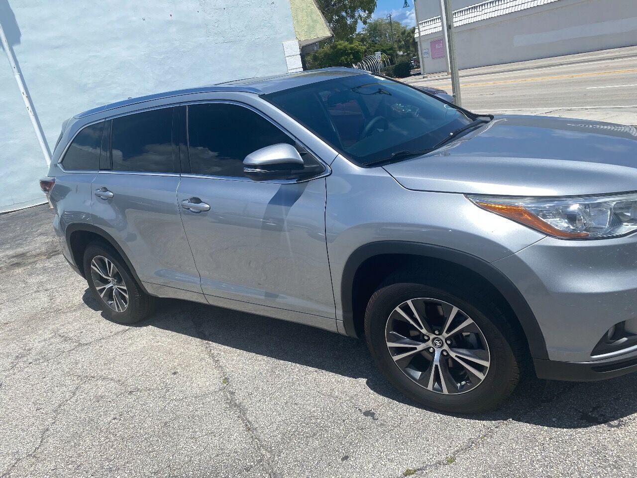 2016 TOYOTA Highlander