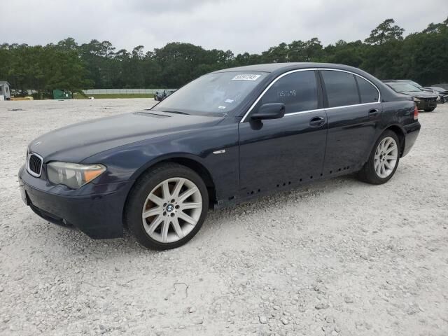 BMW 745i