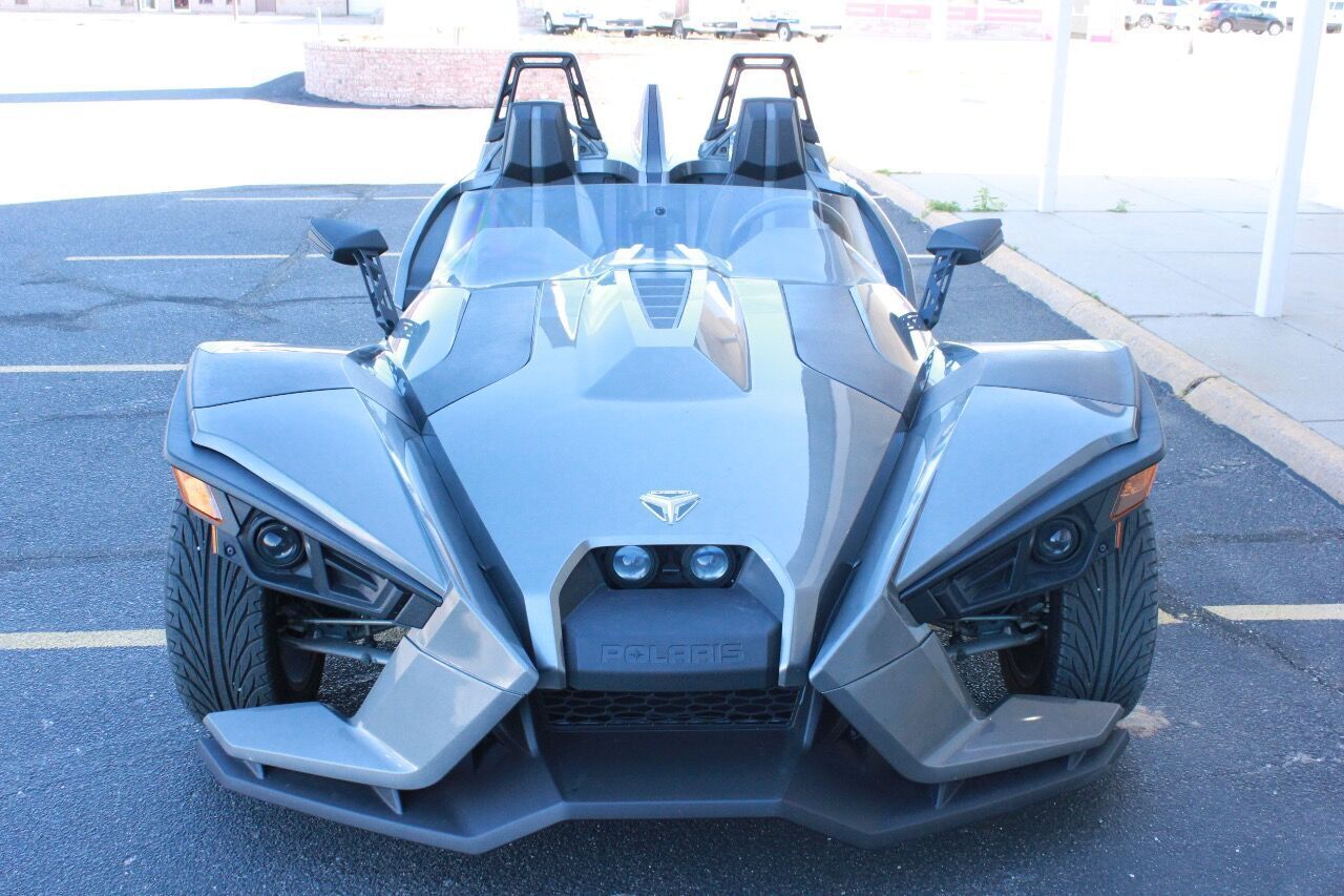 2016 SLINGSHOT Slingshot