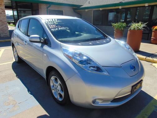 2011 NISSAN Leaf