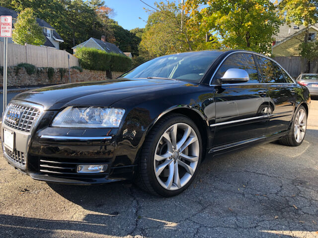 Audi S8