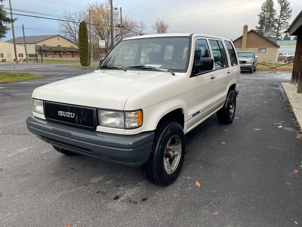 Isuzu Trooper