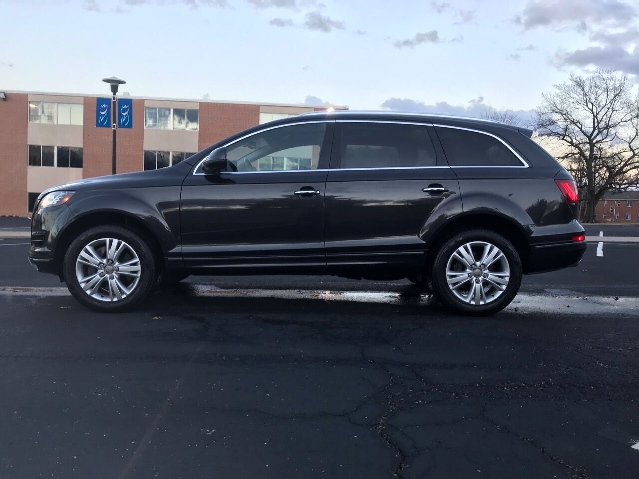 2011 AUDI Q7