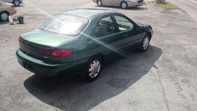 1999 FORD Escort