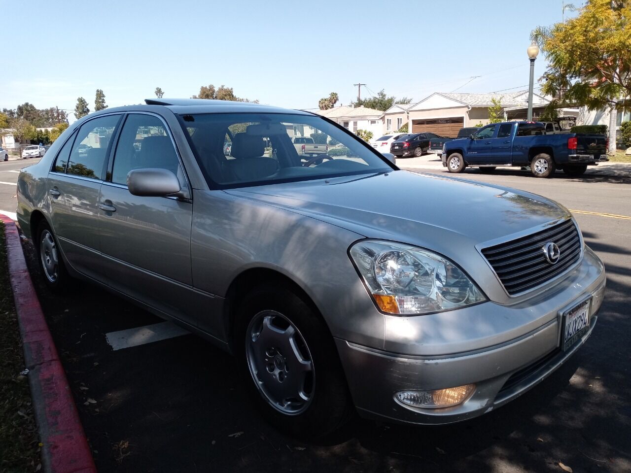2002 LEXUS LS