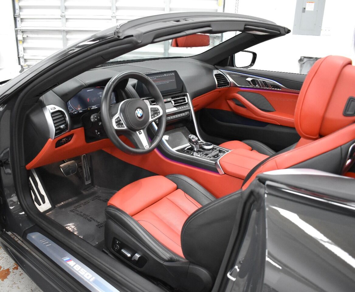 2021 BMW M8