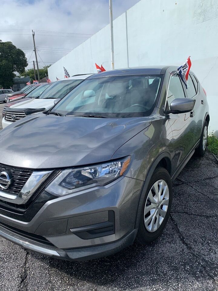 2017 NISSAN Rogue
