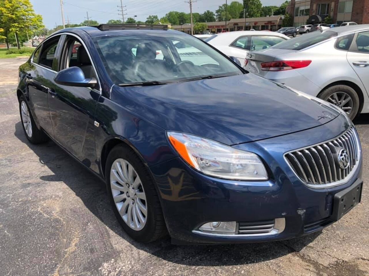 2011 BUICK Regal