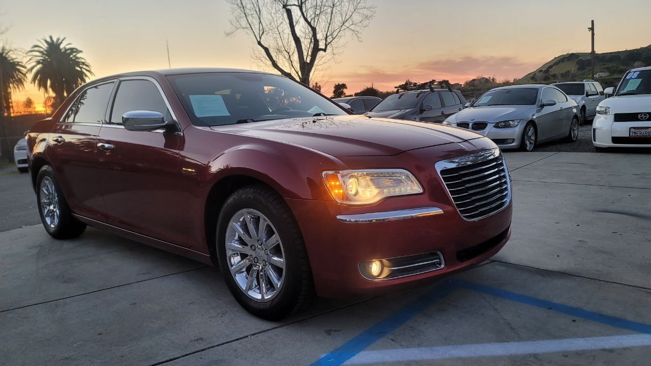 2011 CHRYSLER 300