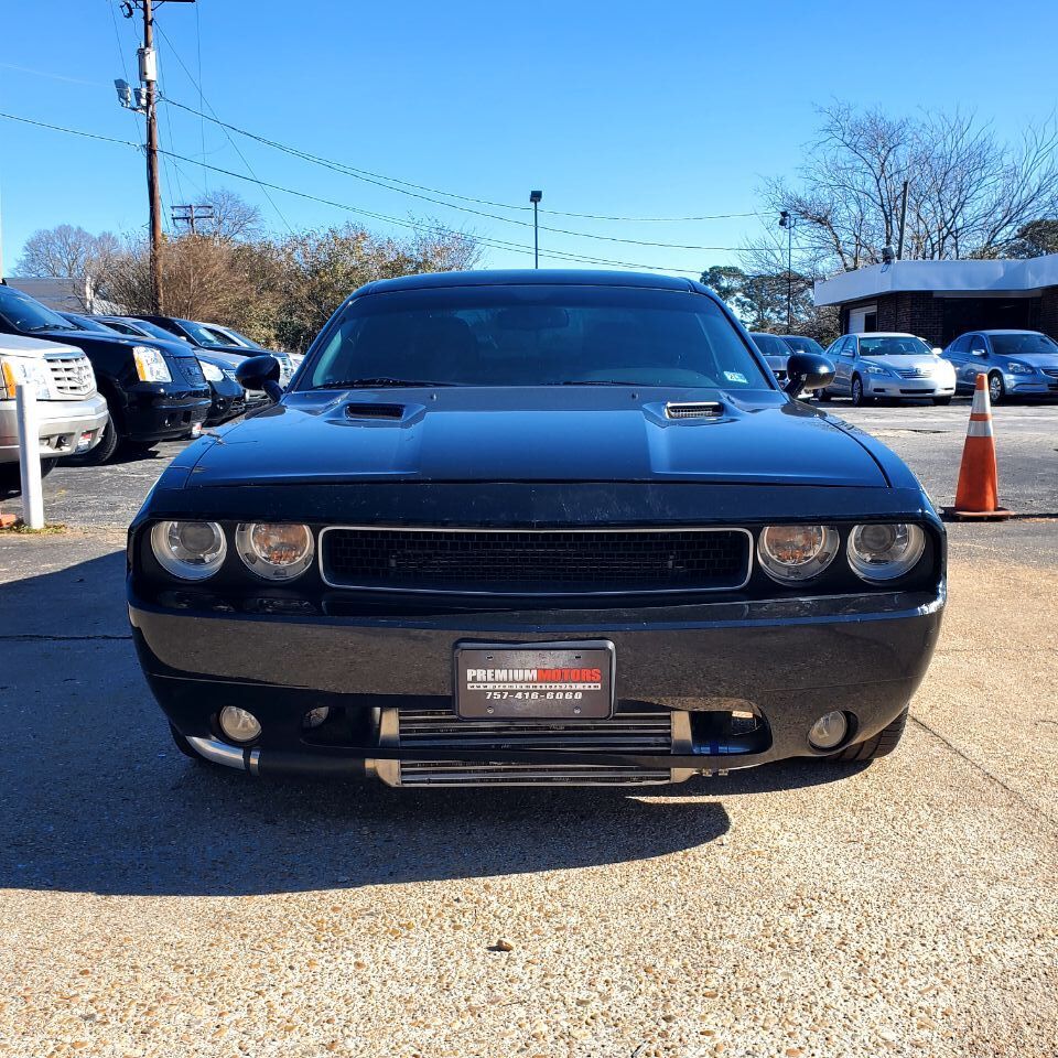 2012 DODGE Challenger