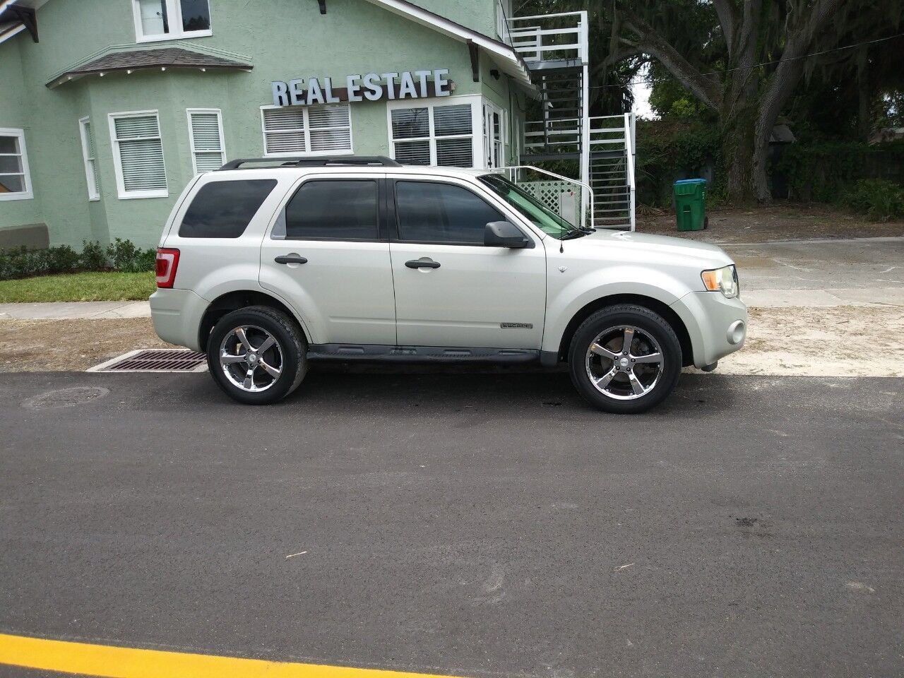 2008 FORD Escape