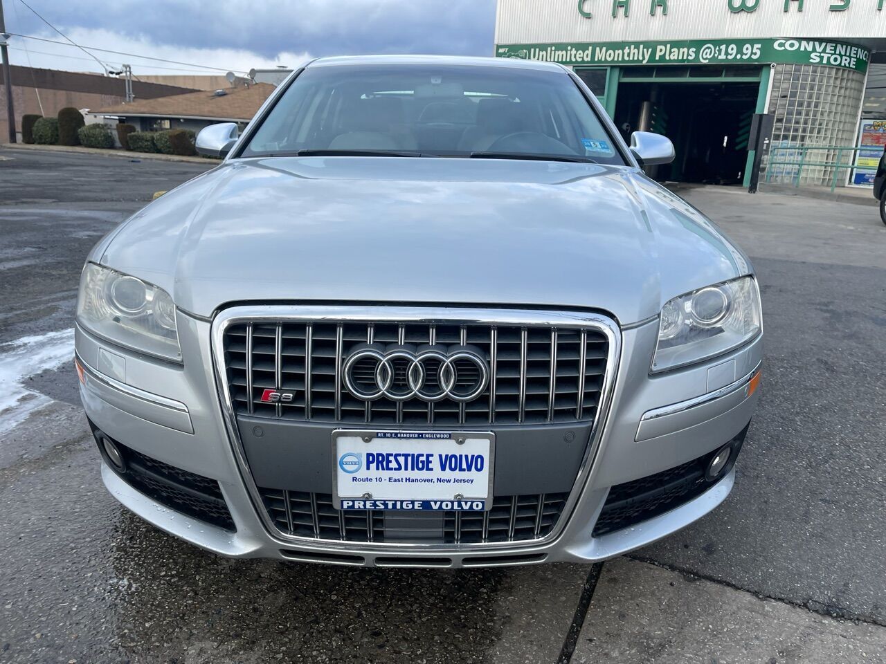 Audi S8
