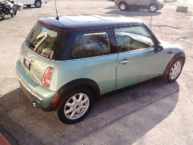 2003 MINI Cooper