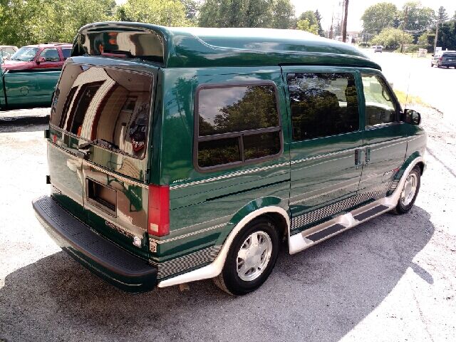 2000 Chevrolet Astro Van