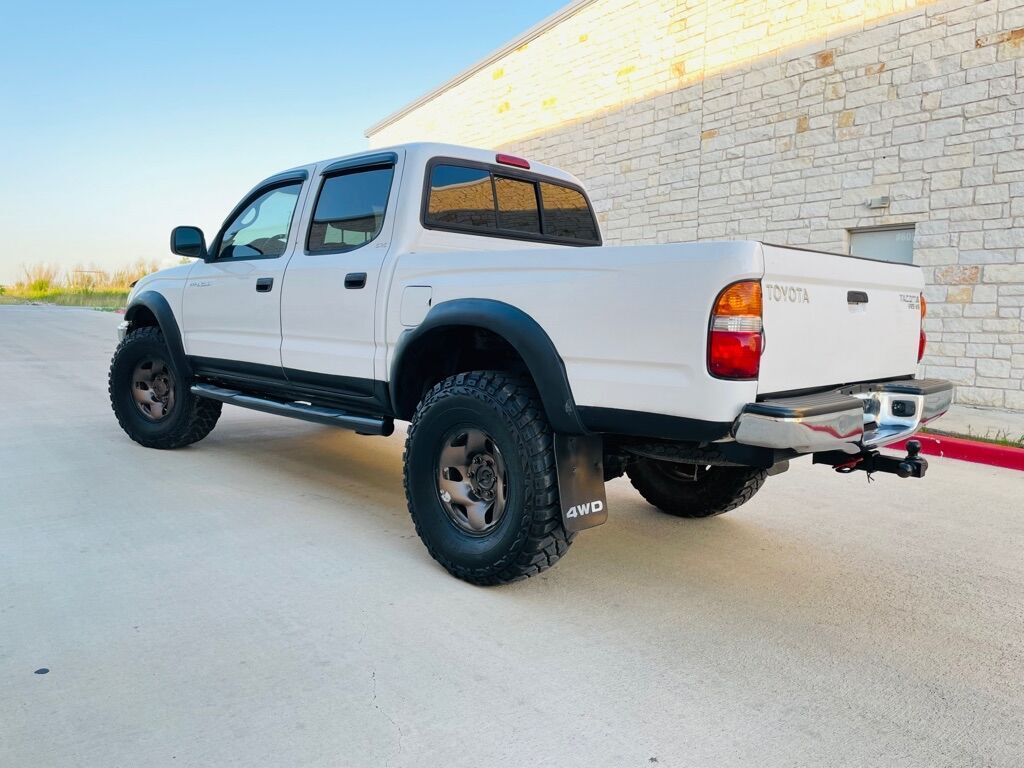 2004 TOYOTA Tacoma