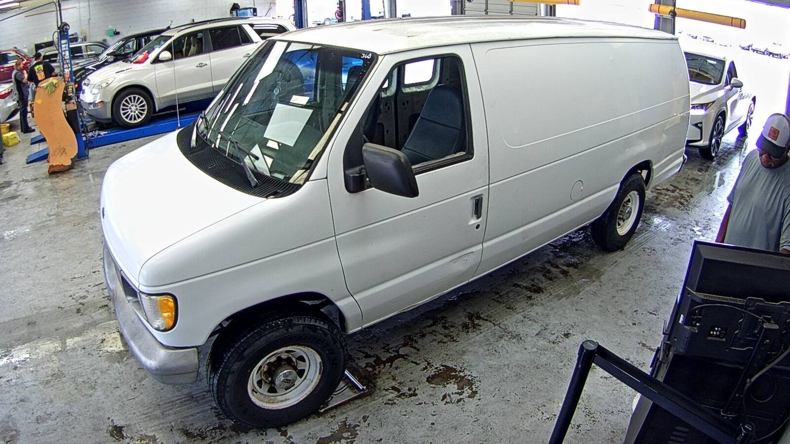 Ford E-250