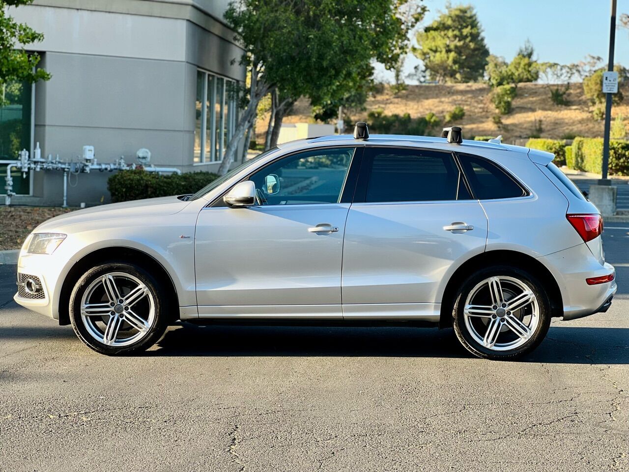 2010 AUDI Q5