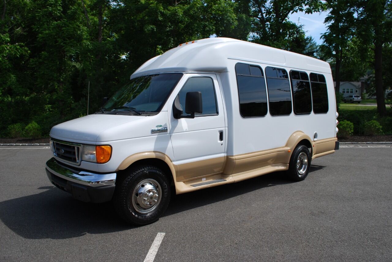 2007 FORD E-350