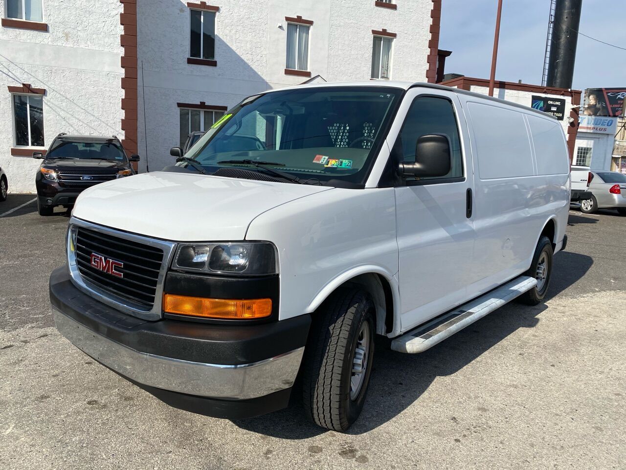 2017 GMC Savana