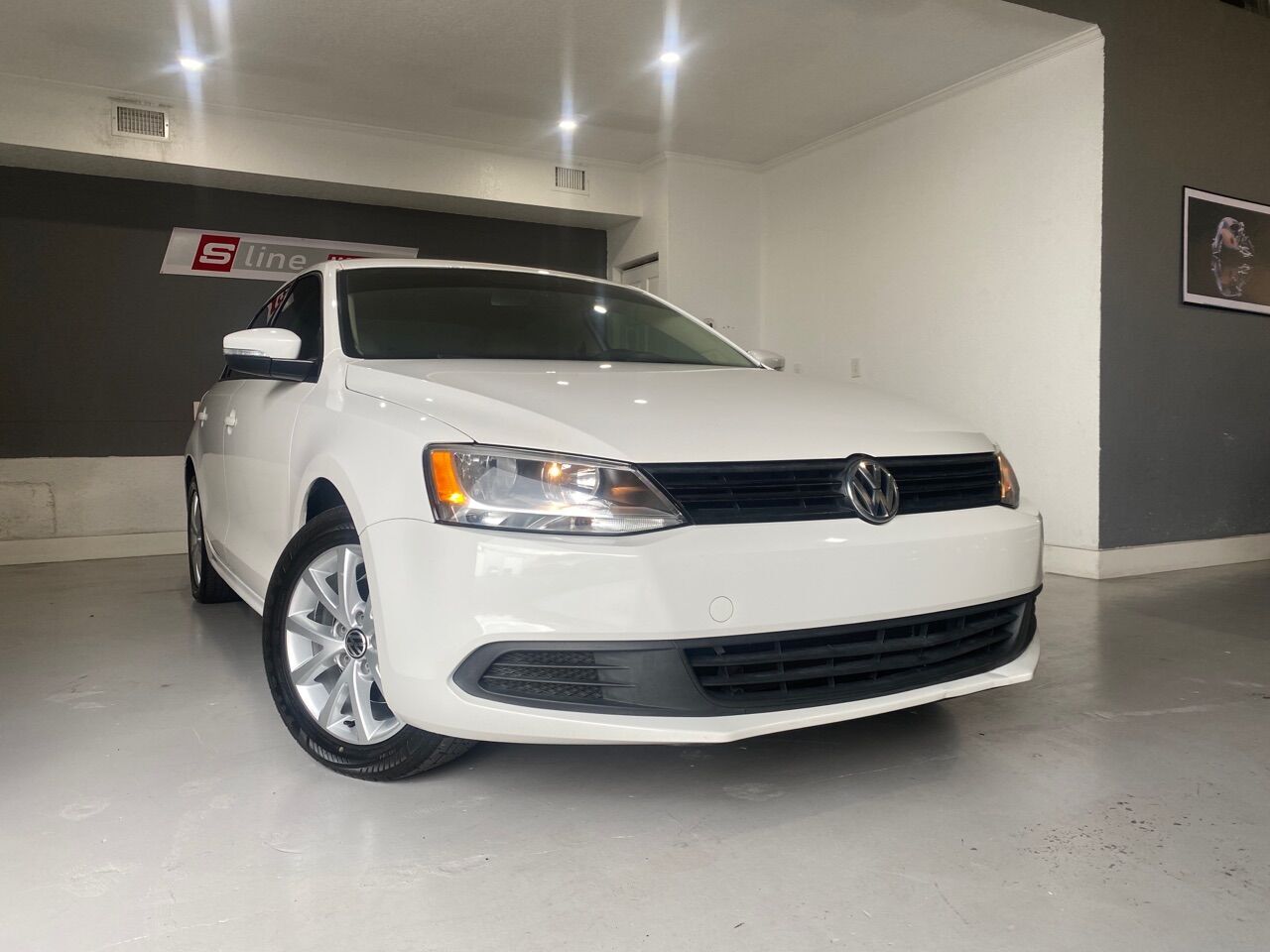 2012 VOLKSWAGEN Jetta
