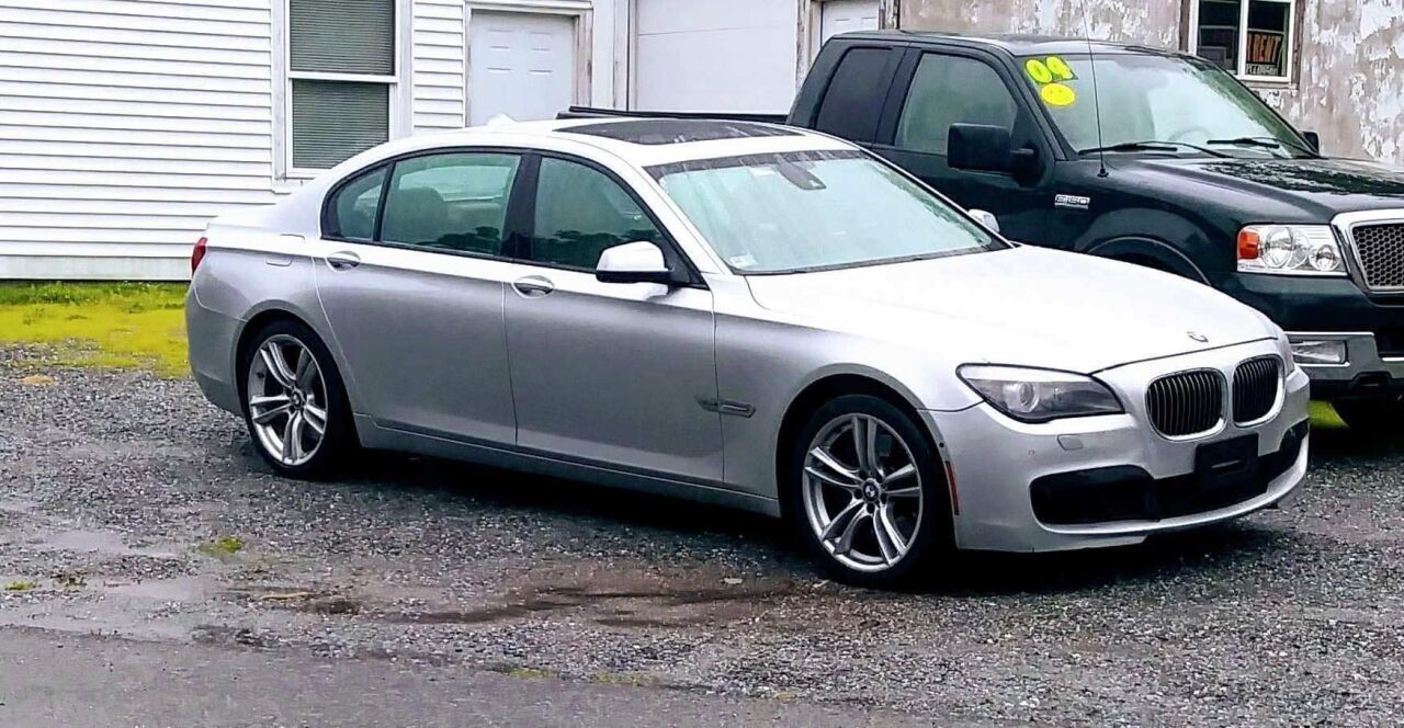 2012 BMW 7 Series