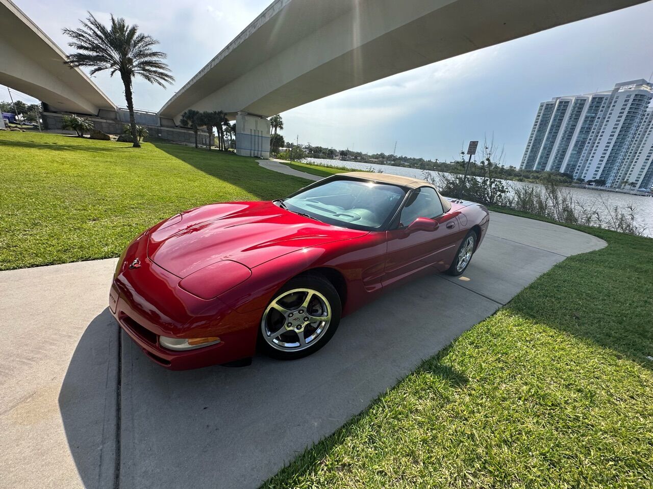 2004 CHEVROLET Corvette