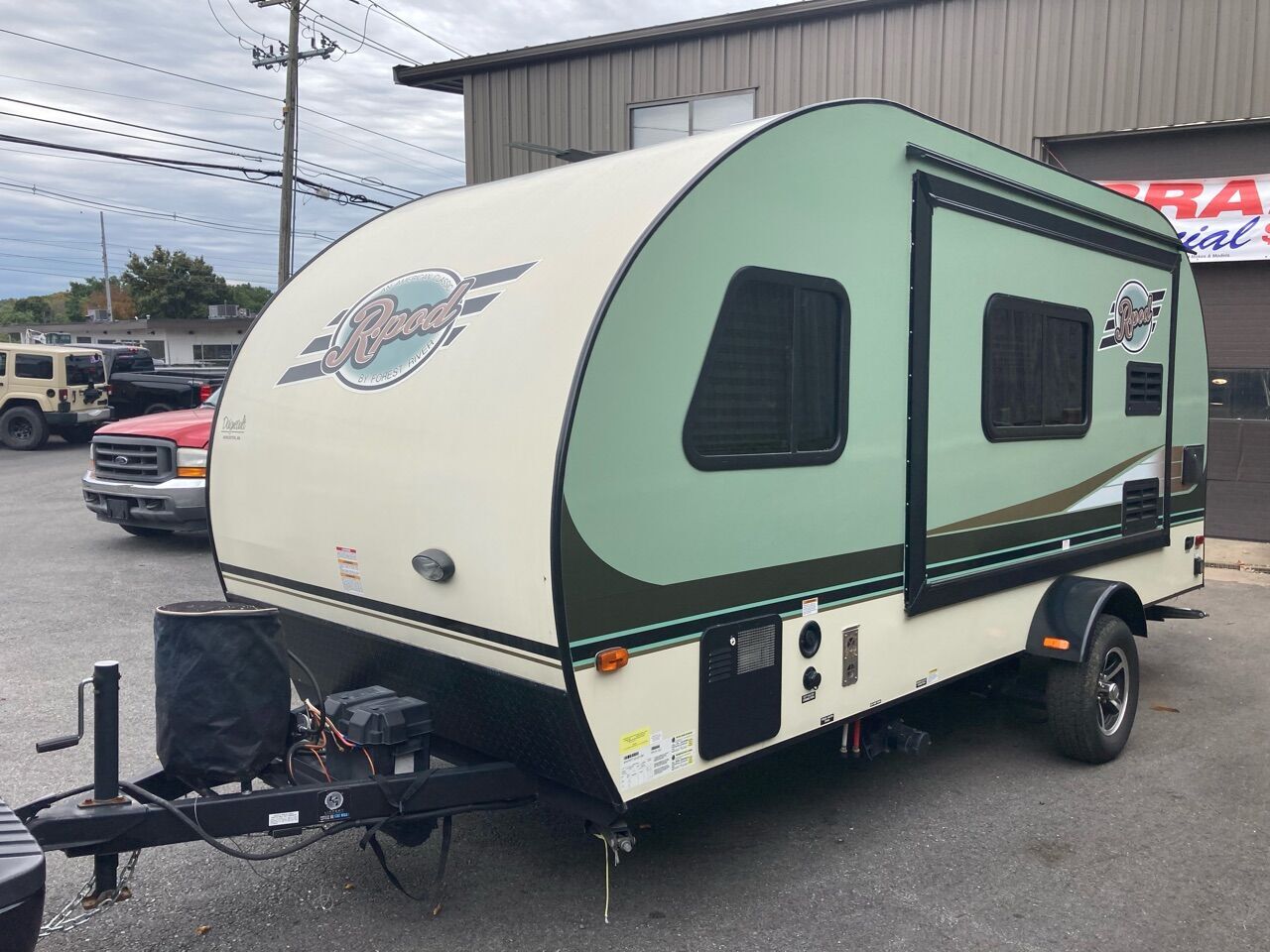 2015 FOREST RIVER Rpod Towable