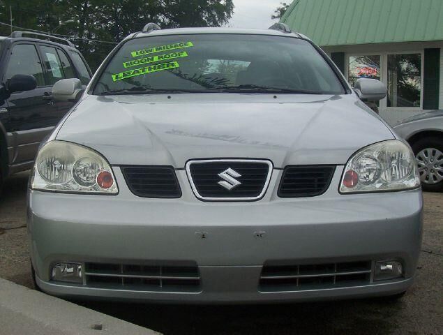2005 SUZUKI Forenza