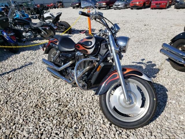 Honda VT1100C2 (SHADOW SABRE)