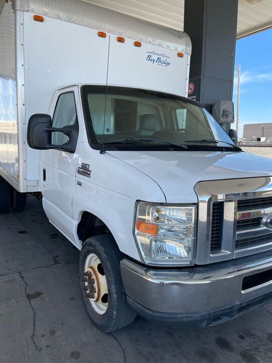 2010 FORD E-350