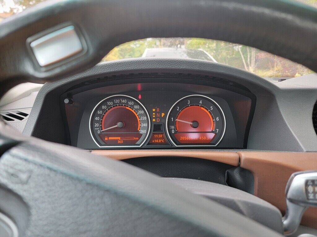 BMW 745i