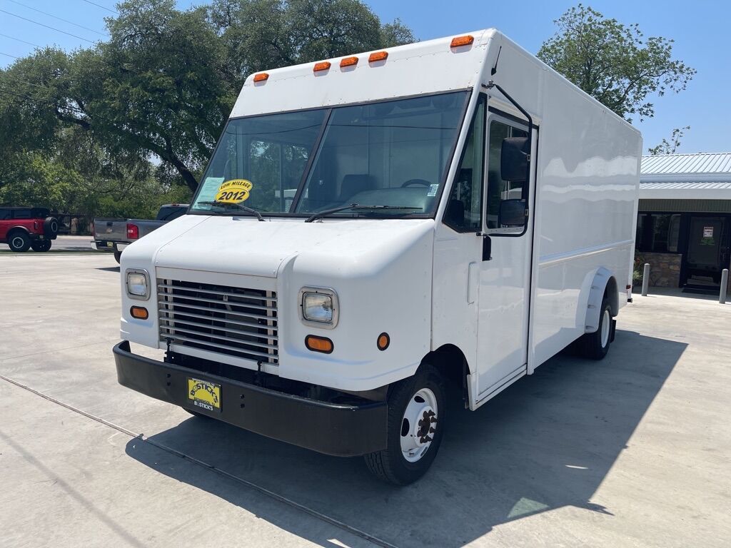 2012 FORD E-350