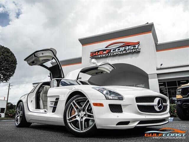 Mercedes-Benz SLS-Class